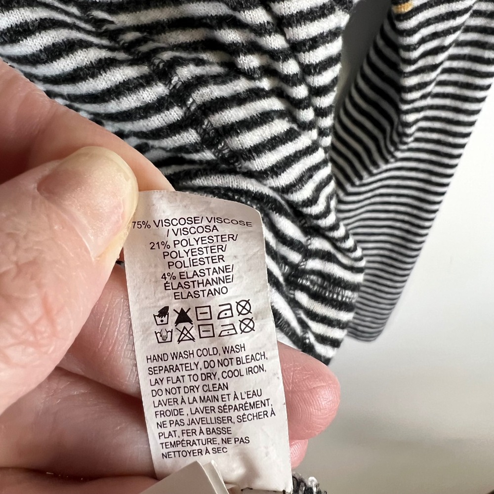 Lucky Brand Womens Black White Striped Long Sleeve Crew Neck Top Size M *flawed* - Picture 6 of 8